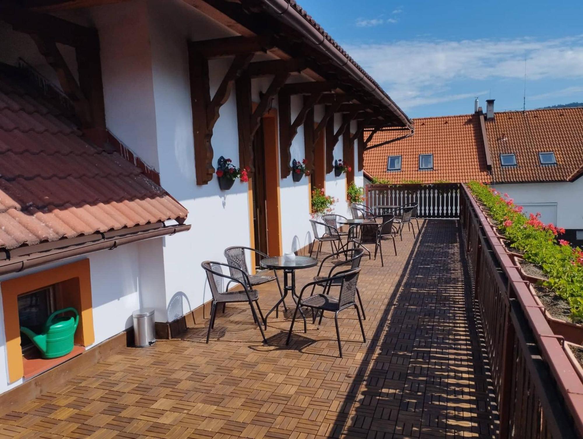 Penzion Restaurace u Helferů Libuň Exterior foto